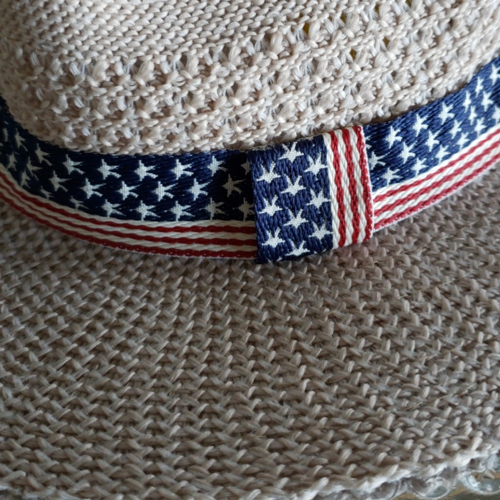 Hat - Picture 3 of 4